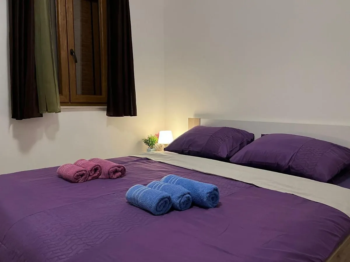 Seaside Apartment Anton Baska  0*, Baska (Krk) Croatia
